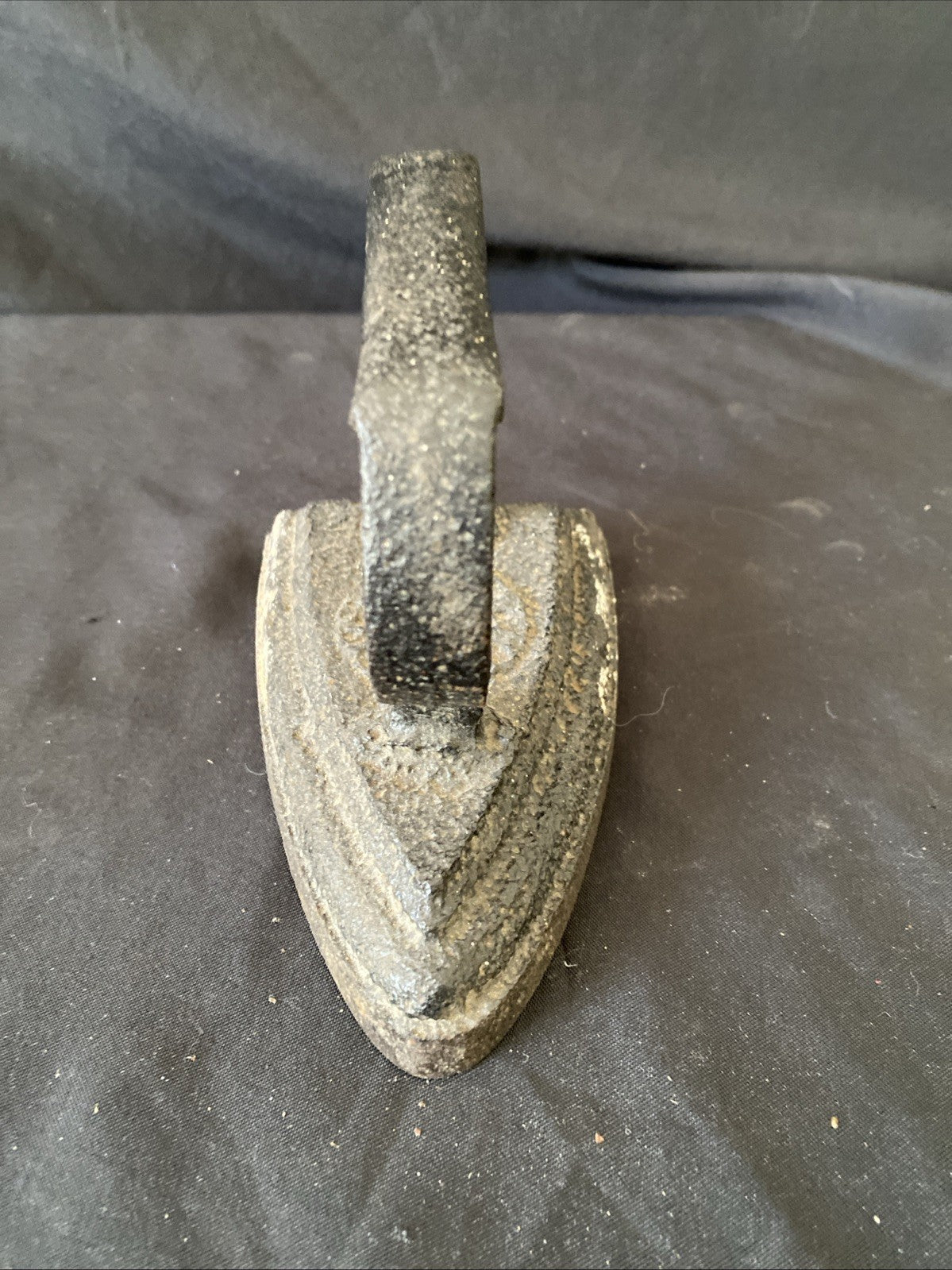 Antique Cast Iron Flat Clothes Iron Heavy Doorstop Kitchenalia - (1207)