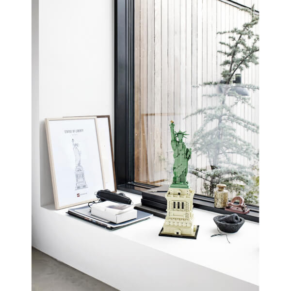 LEGO Architecture - Statue Of Liberty New York - 21042