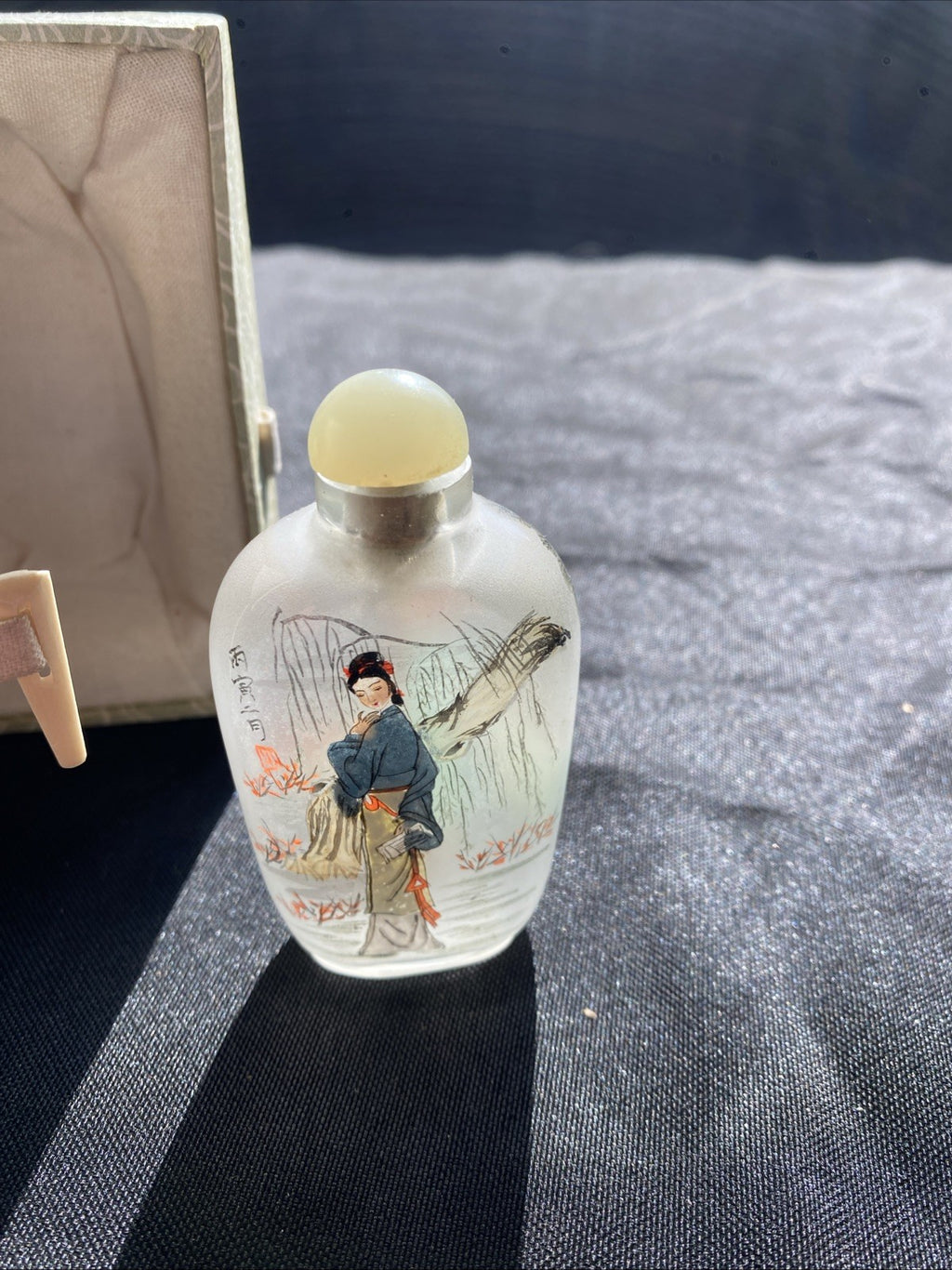 Japanese Scent Perfume Snuff Bottle Hand Painted Boxed - (1049)