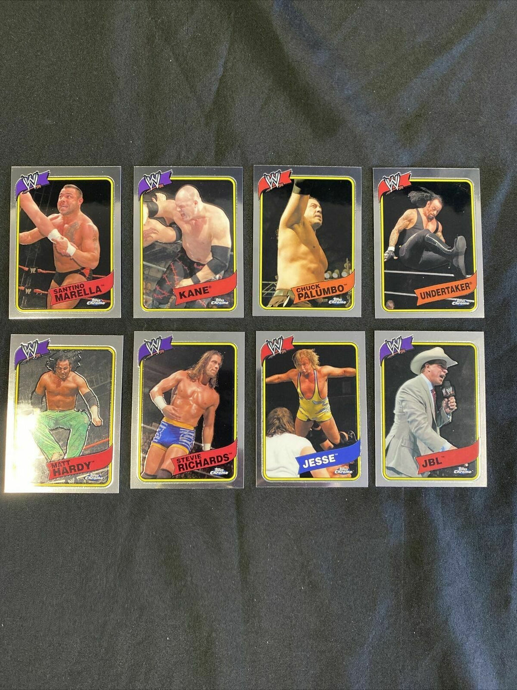 Topps WWE Chrome 2008 MINT Opened to Identify 8 x Chrome Cards - (7363)