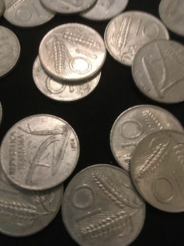Italy Italian 10 Lire Coins x 28 - Aluminium - (2813)