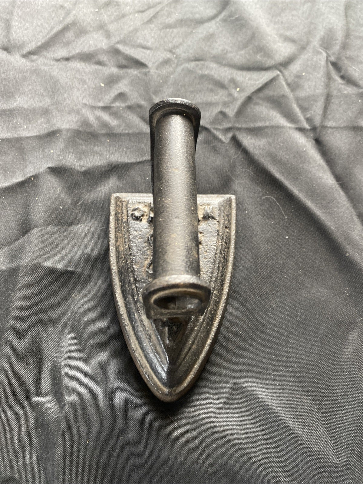 Antique Cast Iron Flat Clothes Iron by Lyng No 4 Nice Example Doorstop - (1187)