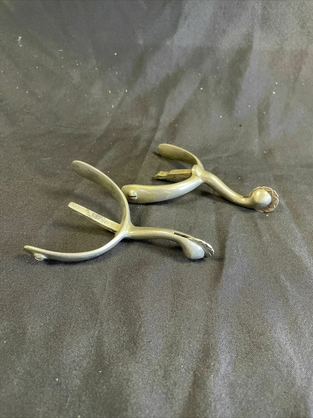 Antique Box Horse Spurs Pair Swan Neck Star on Spur late 1800 early 1900 - (8274