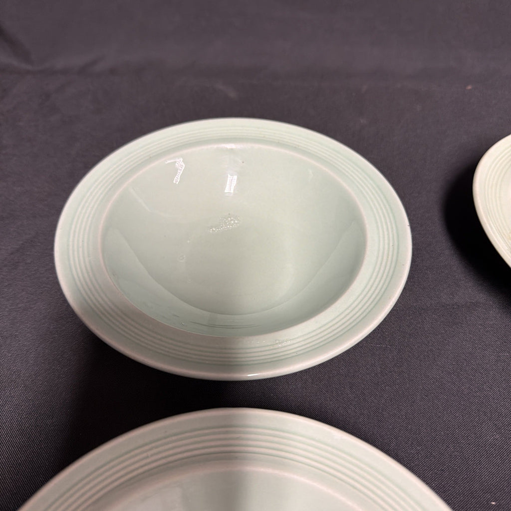 Wood's Ware Beryl Utility Green 1940's Ceramic Cereal Bowls x 4 GC - (1916) 