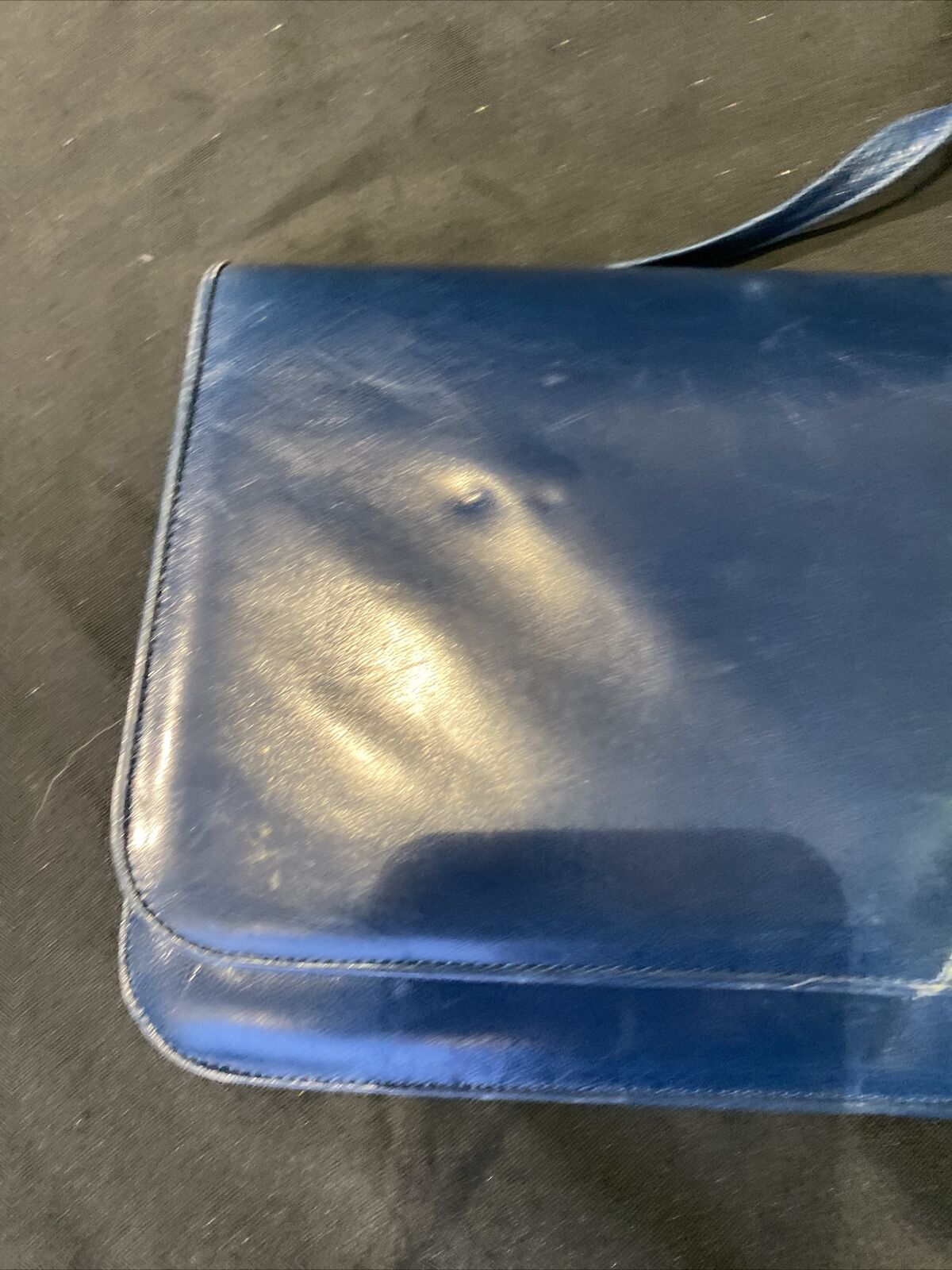 Vintage A Jones & Sons blue kid leather Handbag with green piping - (8427)