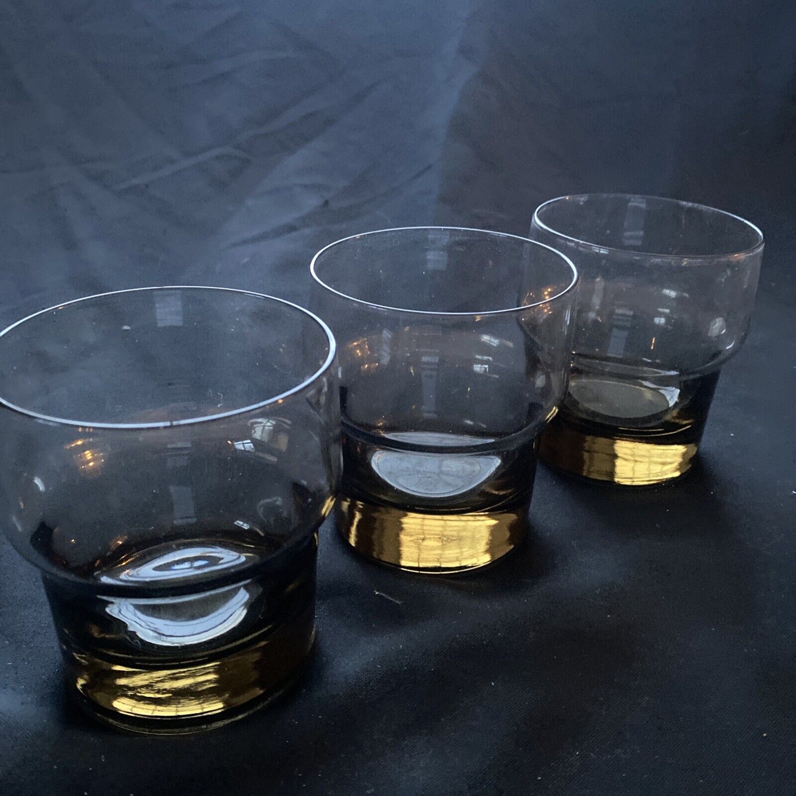 1970's Smoked Brown glass stacking drinking glasses x 3 - (9619)