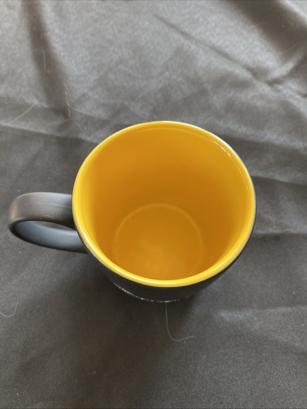 Disneyland Paris EXCLUSIVE Mickey Mouse mug glitter finish RARE - (1037)