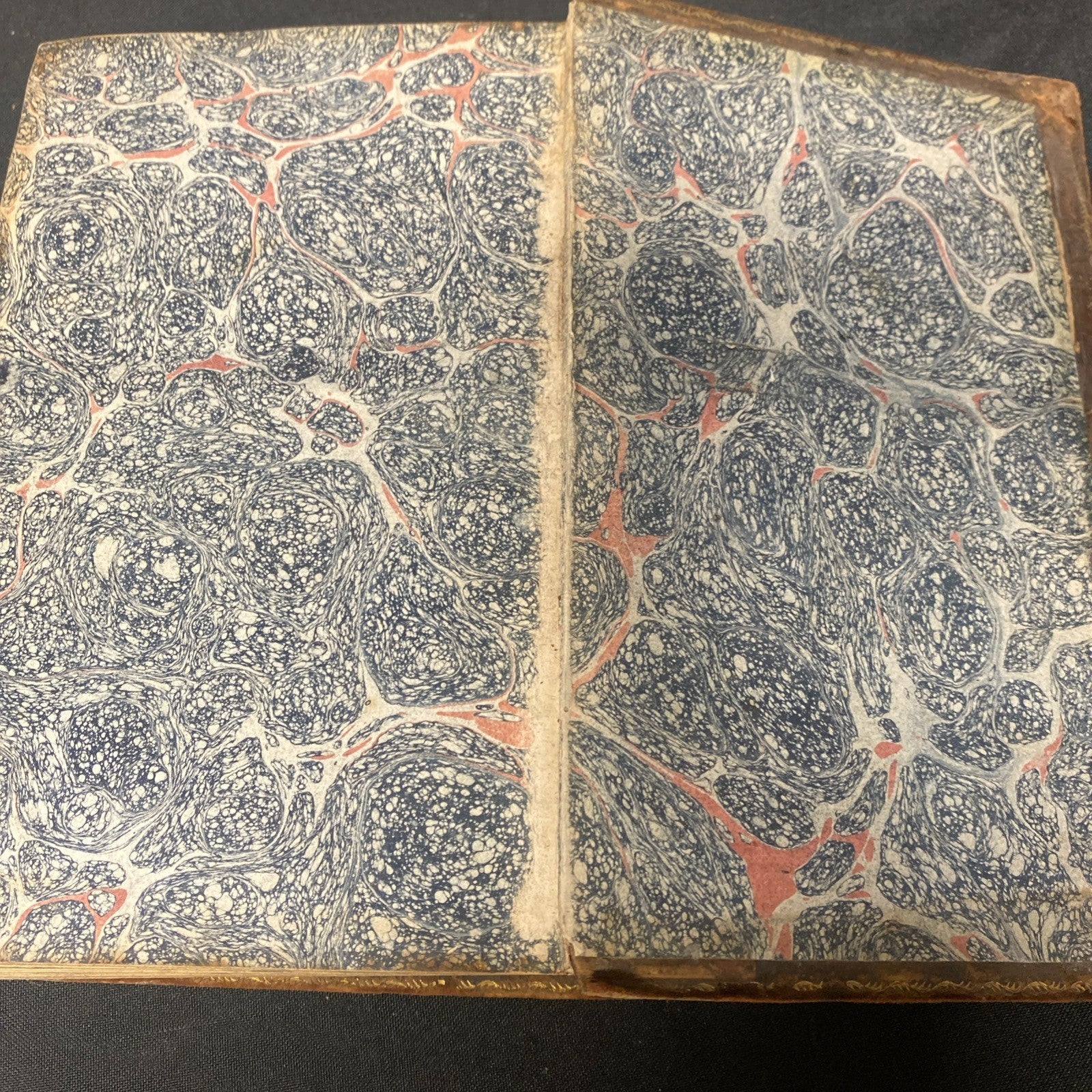 Book - The Seasons by James Thomson -- Leather hardback 1811 - (1524)