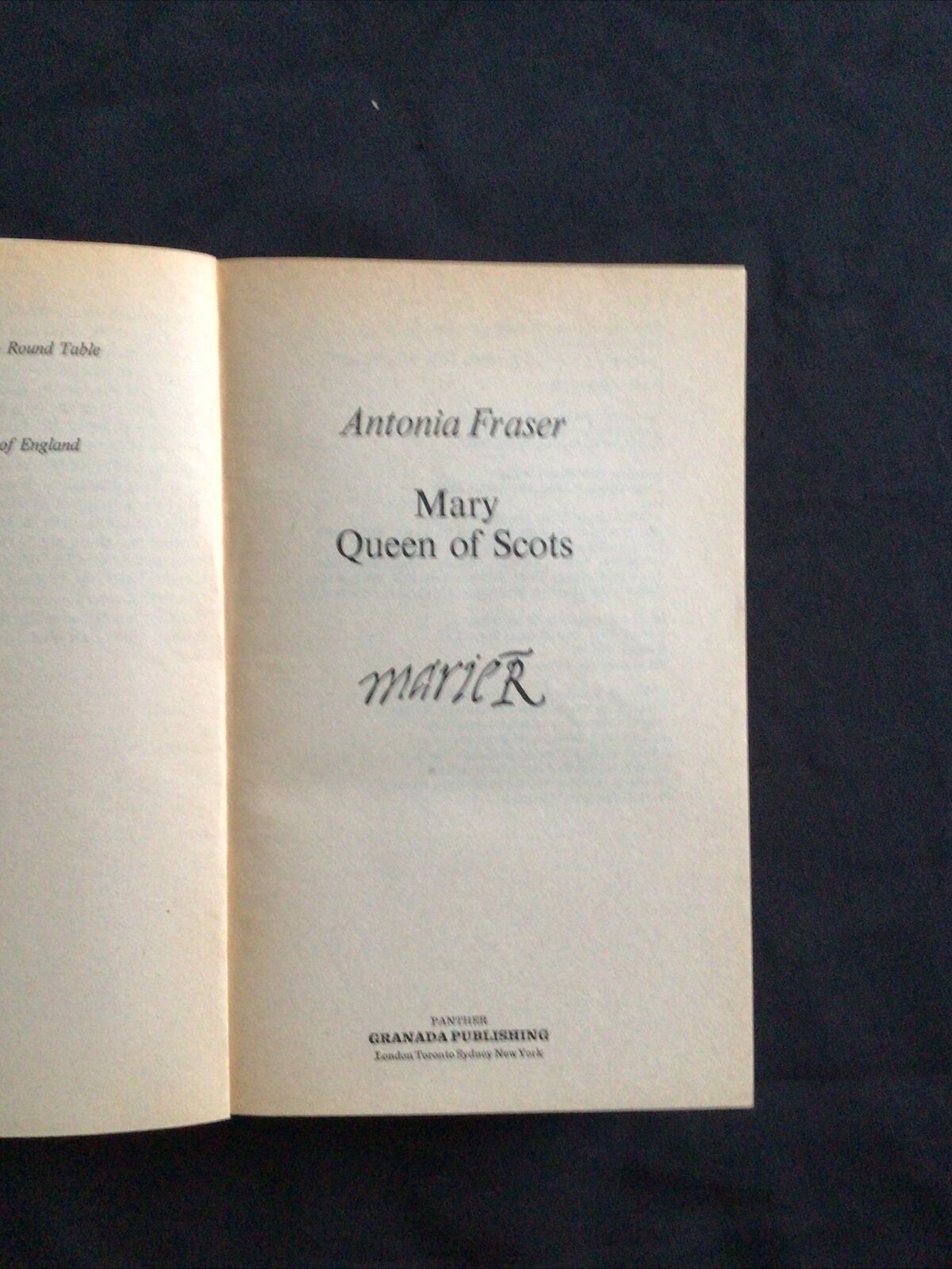 BOOK - Mary Queen of Scots Antonia Fraser - Paperback 1969 - (9501)