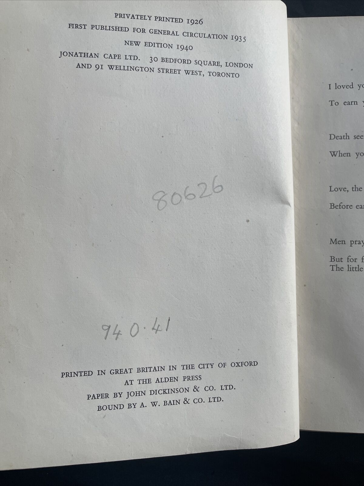 BOOK - Seven Pillars of Wisdom T.E Lawrence 1940 print with preface - (9510)
