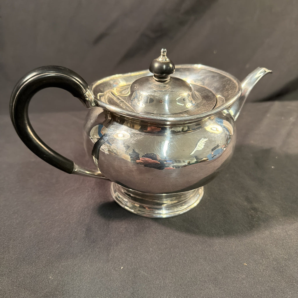 Atkin brothers 1920's Silver Plate Heavy Teapot in excellent condition - (2057)