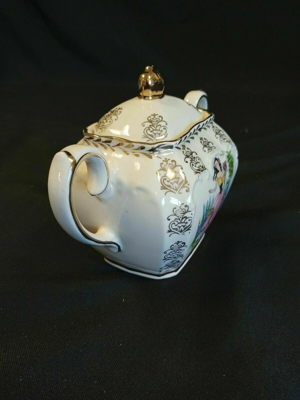 Vintage Sadler Sugar Pot  DAINTY MISS Gilded 9.5cm Tall - (7893)