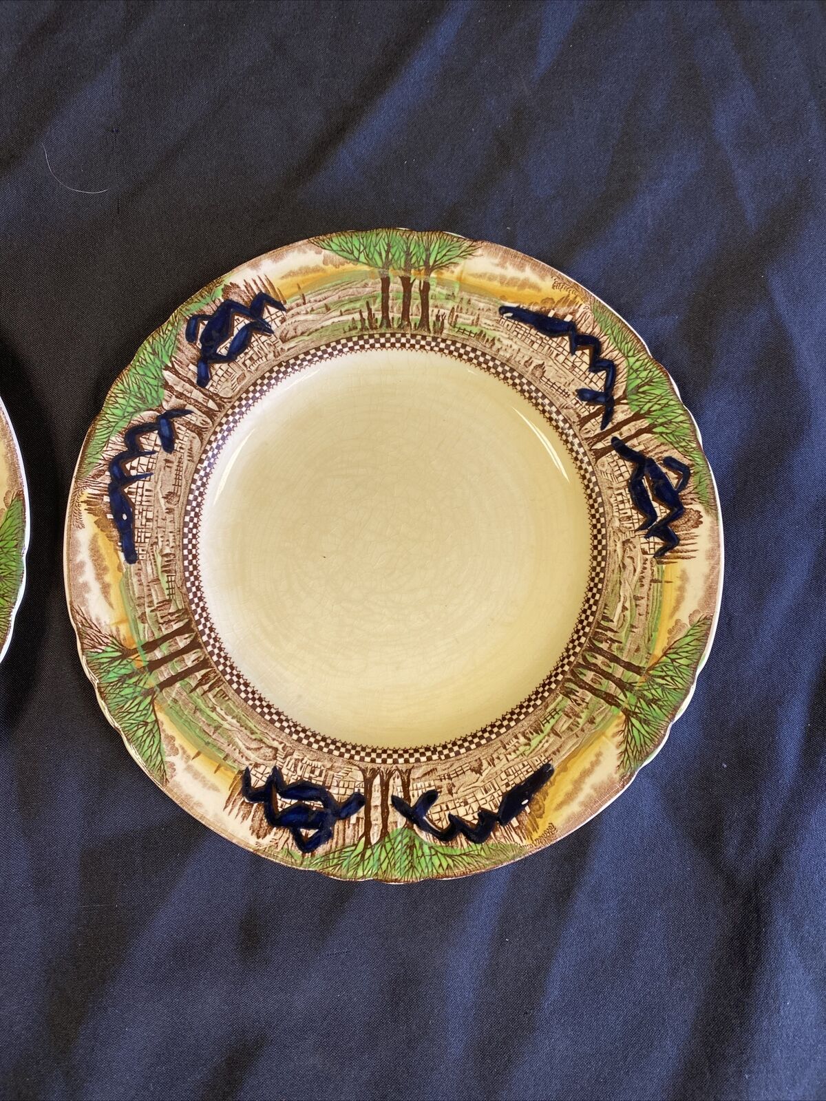 MYOTT Son & Co England's Countryside 2x 23cm Plates Vintage design - (7566)