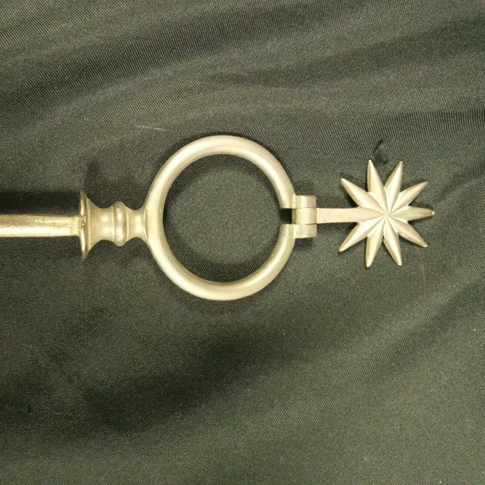 Vintage Heavy Horse Brass Metal Decoration Turret Star Swinger - (8252)
