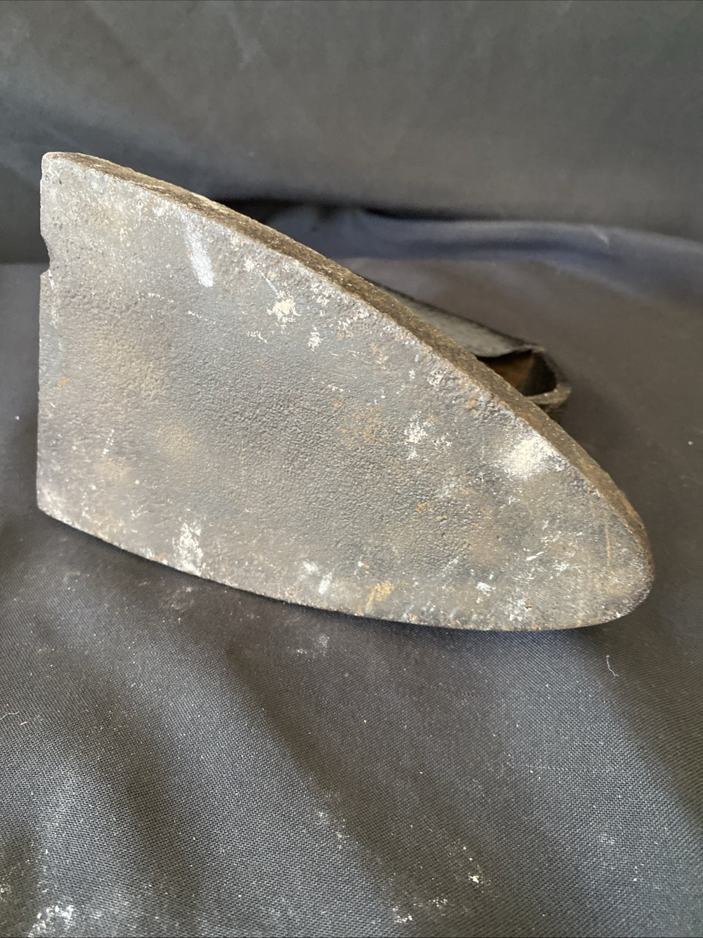 Antique Cast Iron Flat Clothes Iron Heavy Doorstop Kitchenalia - (1207)
