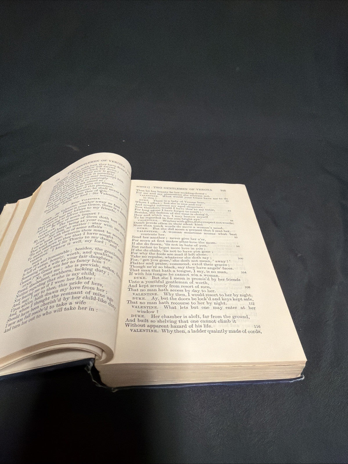The Comedies of Shakespeare 1940 - Oxford University Press - (1824)