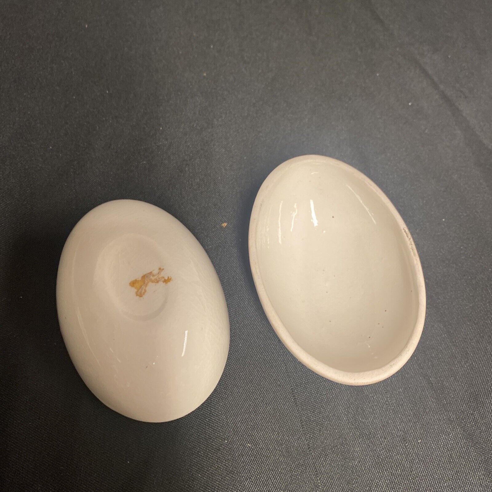 Trinket Box EGG - England China Egg Floral Design - (9209)