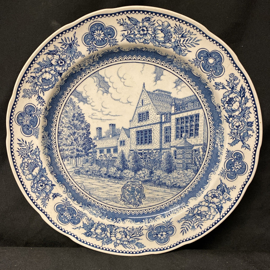 Wedgwood 1949 Jonathan edwards College YALE Limited Edition Plate - (1717)