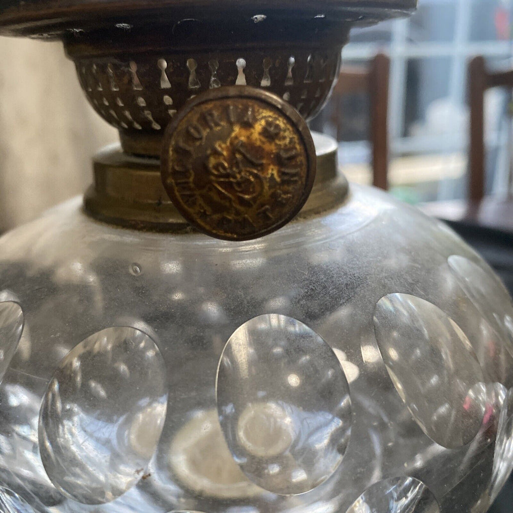 Oil Lamp brass Victoria Patent Aladdin chimney glass bulb - 9402