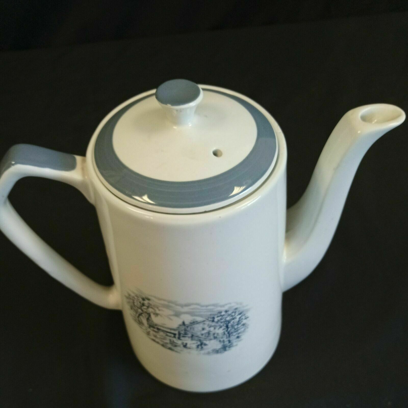 Alfred Meakin Home In The Country Teapot with lid - (8116)