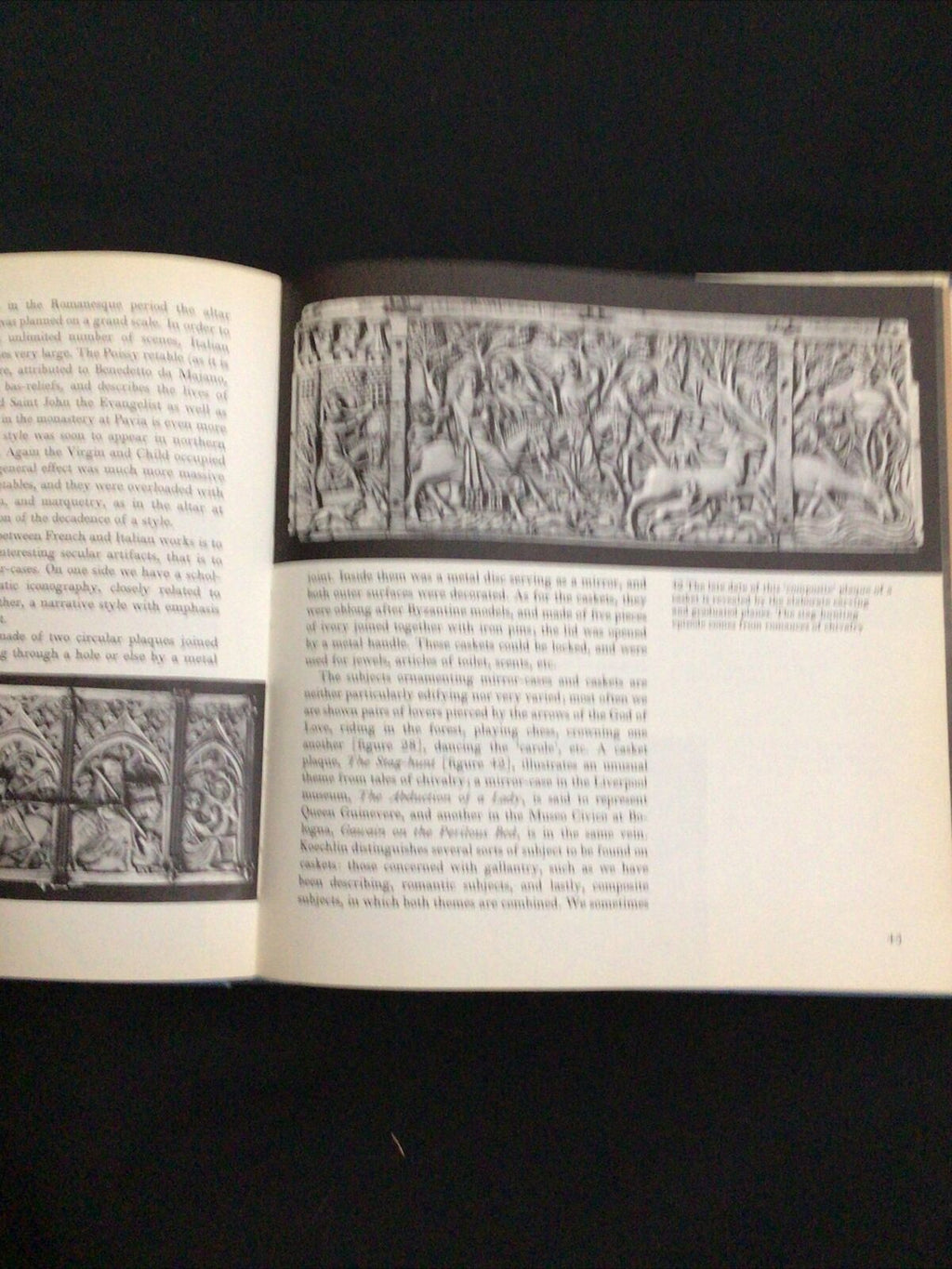 BOOK - IVORY Pleasures and Treasures - O. Beigbeder - 1965 - (8601)