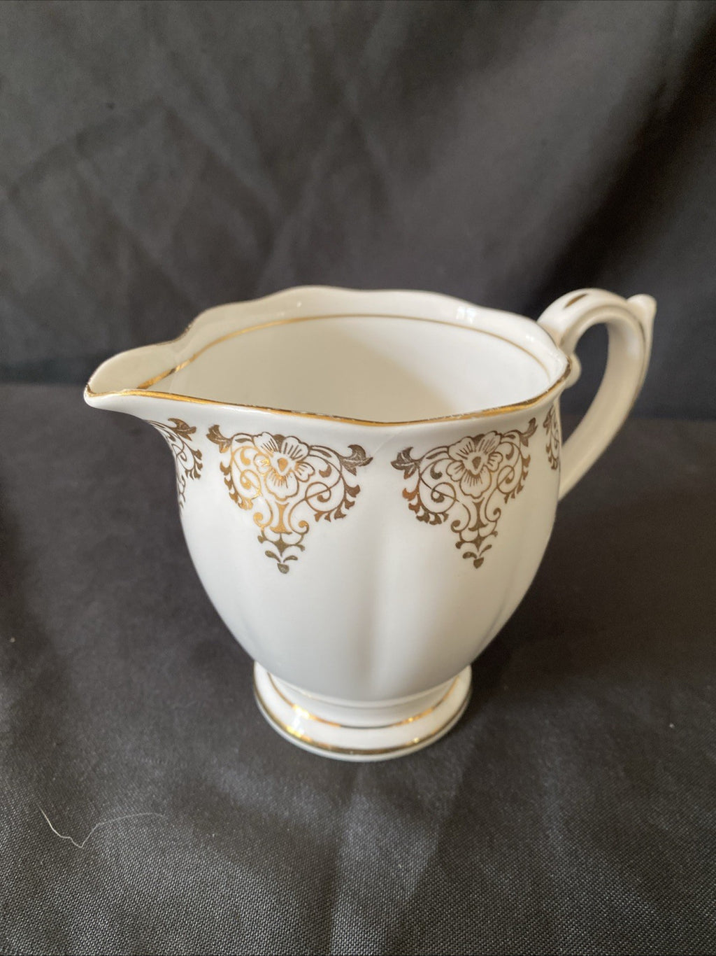 Vintage Bell Fine Bone China England White - Gold Pattern Border Milk Jug (5818)