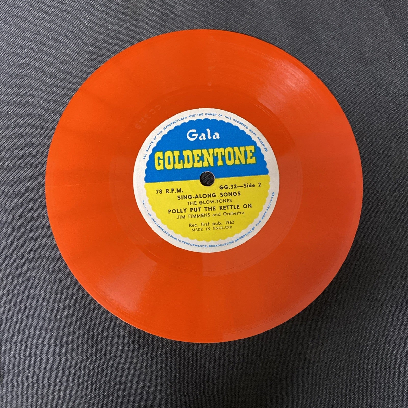 VINYL RECORD - Goldentone RED Vinyl I'm A Little Teapot / Polly kettle on - (1437)