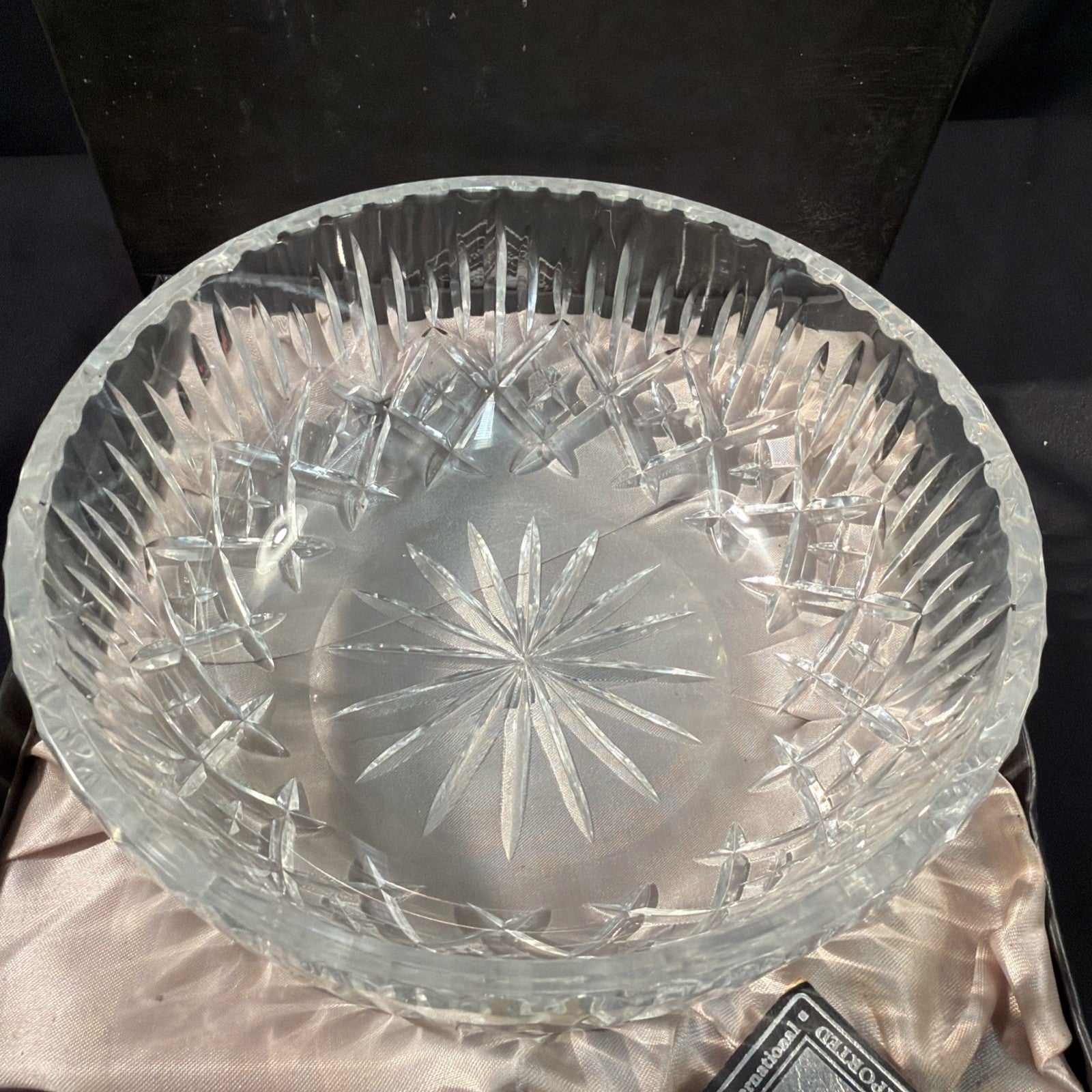 Edinburgh International Imported Hand Cut Crystal large Bowl 21cm D. -  (2092)