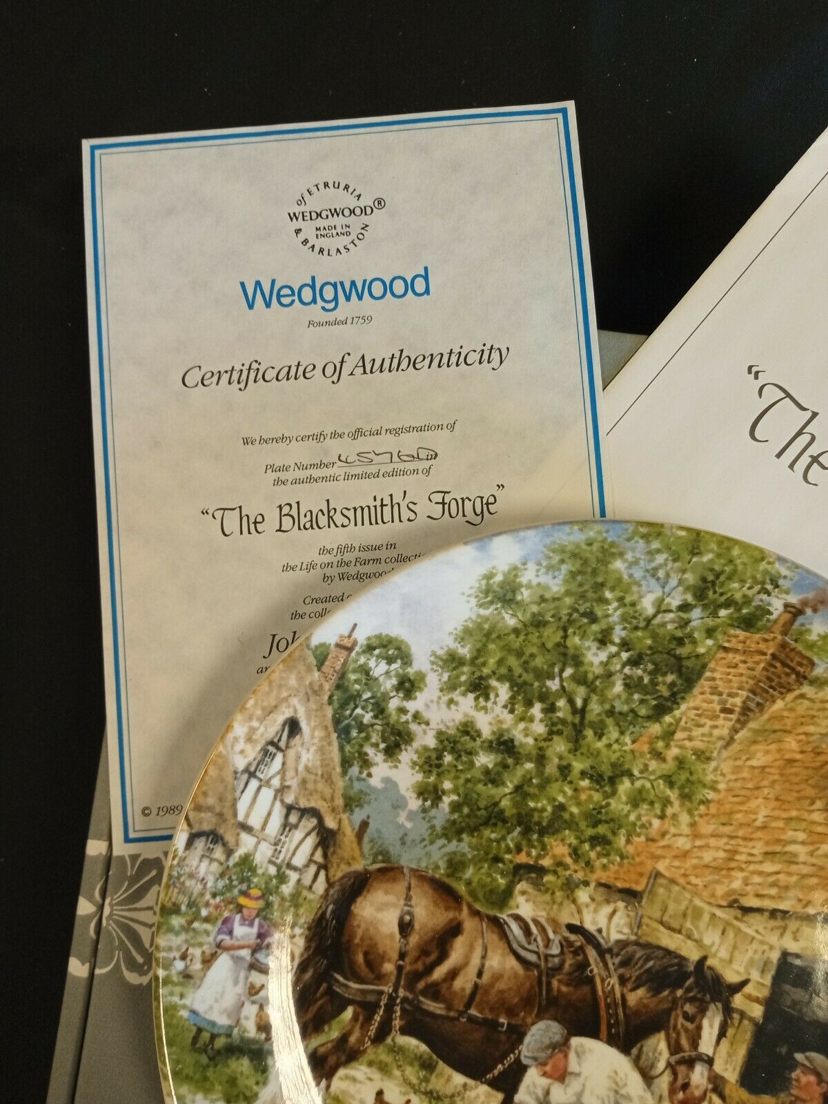 Wedgwood Queensware Collectors Boxed Plate 1989 The Blacksmith's Forge (7881)