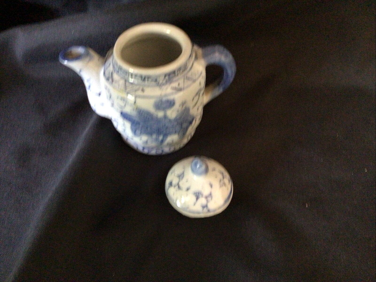 Teapot Collectors Small Ceramic Vintage 8cm Japanese Style - (8069)