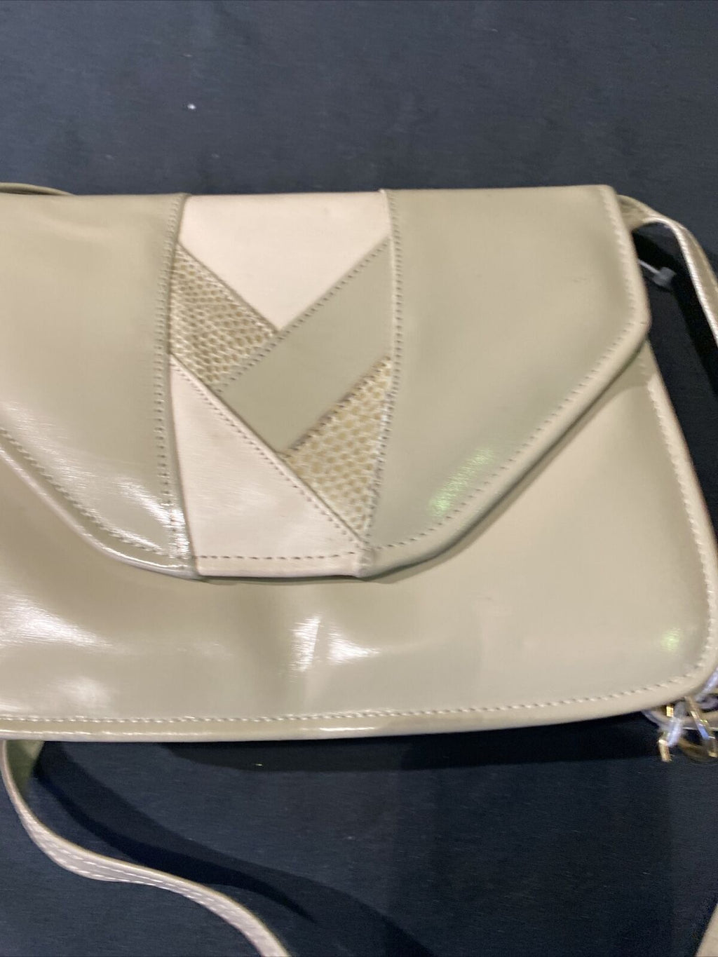 Handbag Leather made in Ireland 1990's unused Mint condition - (8438)