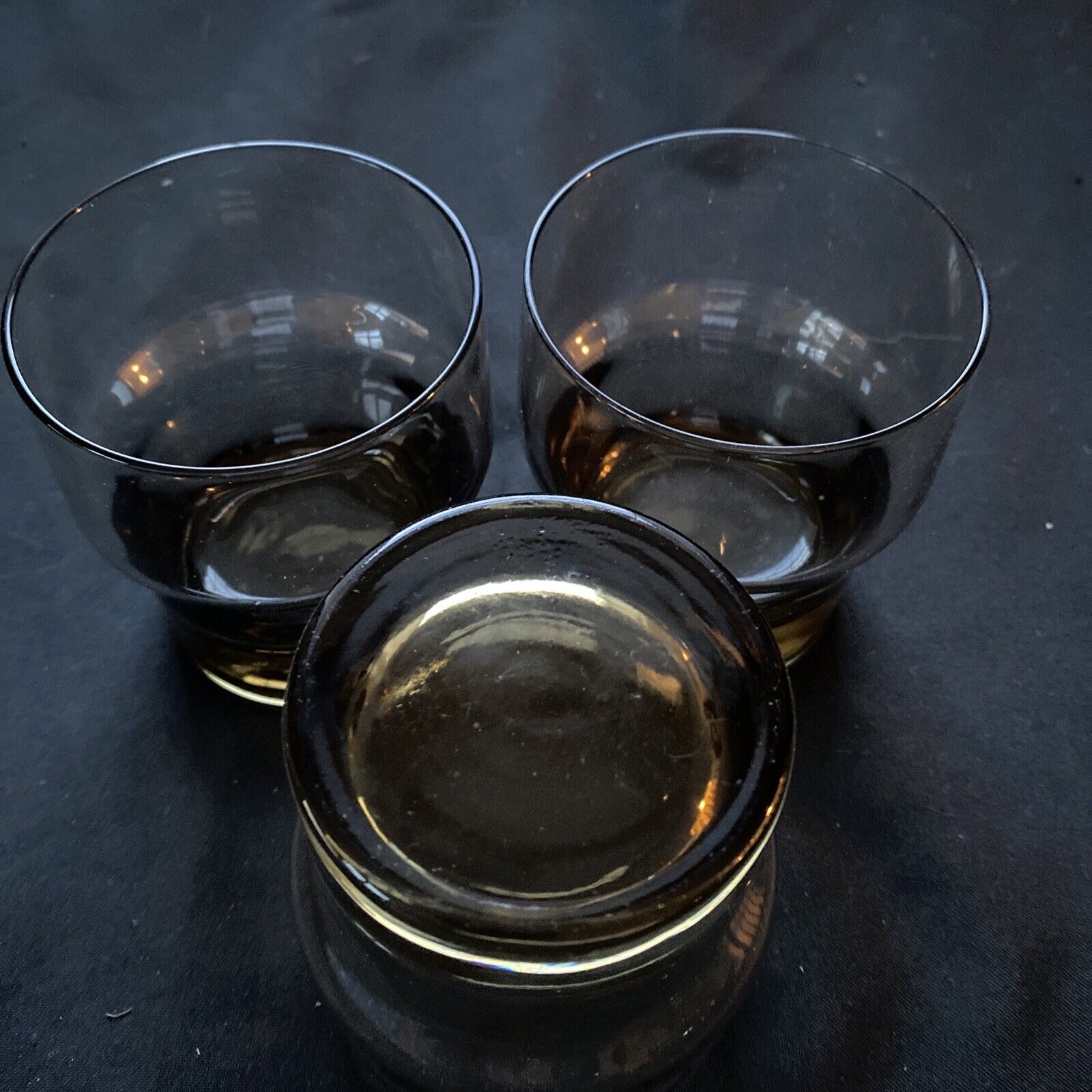 1970's Smoked Brown glass stacking drinking glasses x 3 - (9619)