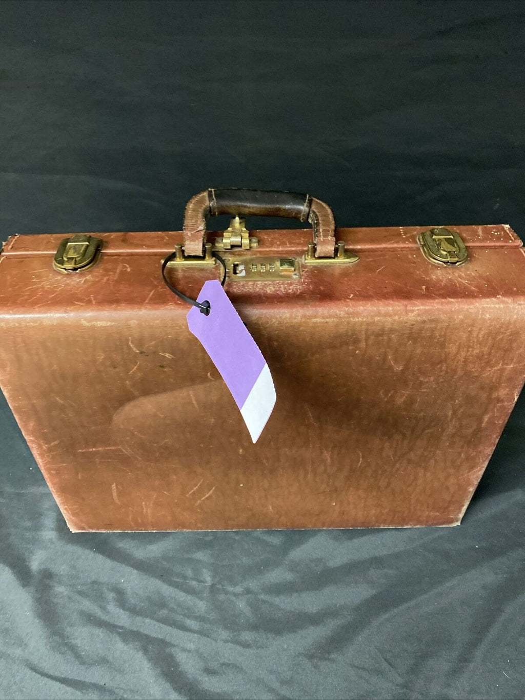 VINTAGE - KANGORA Wear Best RARE Leather Briefcase +Removable Attache - (8997)
