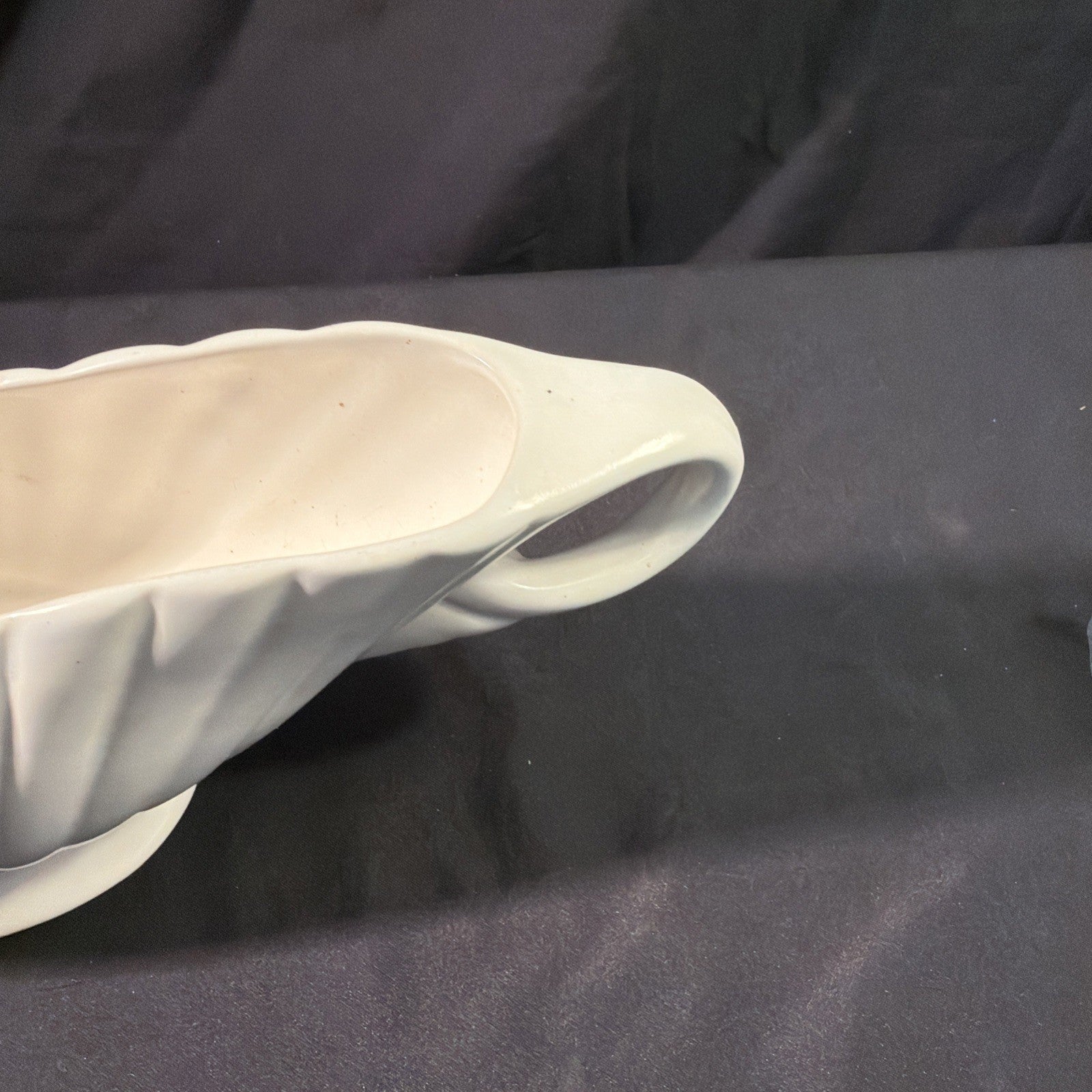 Arthur Wood Kenya Double handled Mantle vase Cream 18" - (2100)