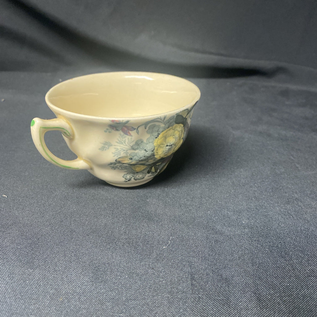 Royal Doulton The Kirkwood 1930's Tea Cup ex. Cond  - (1729)