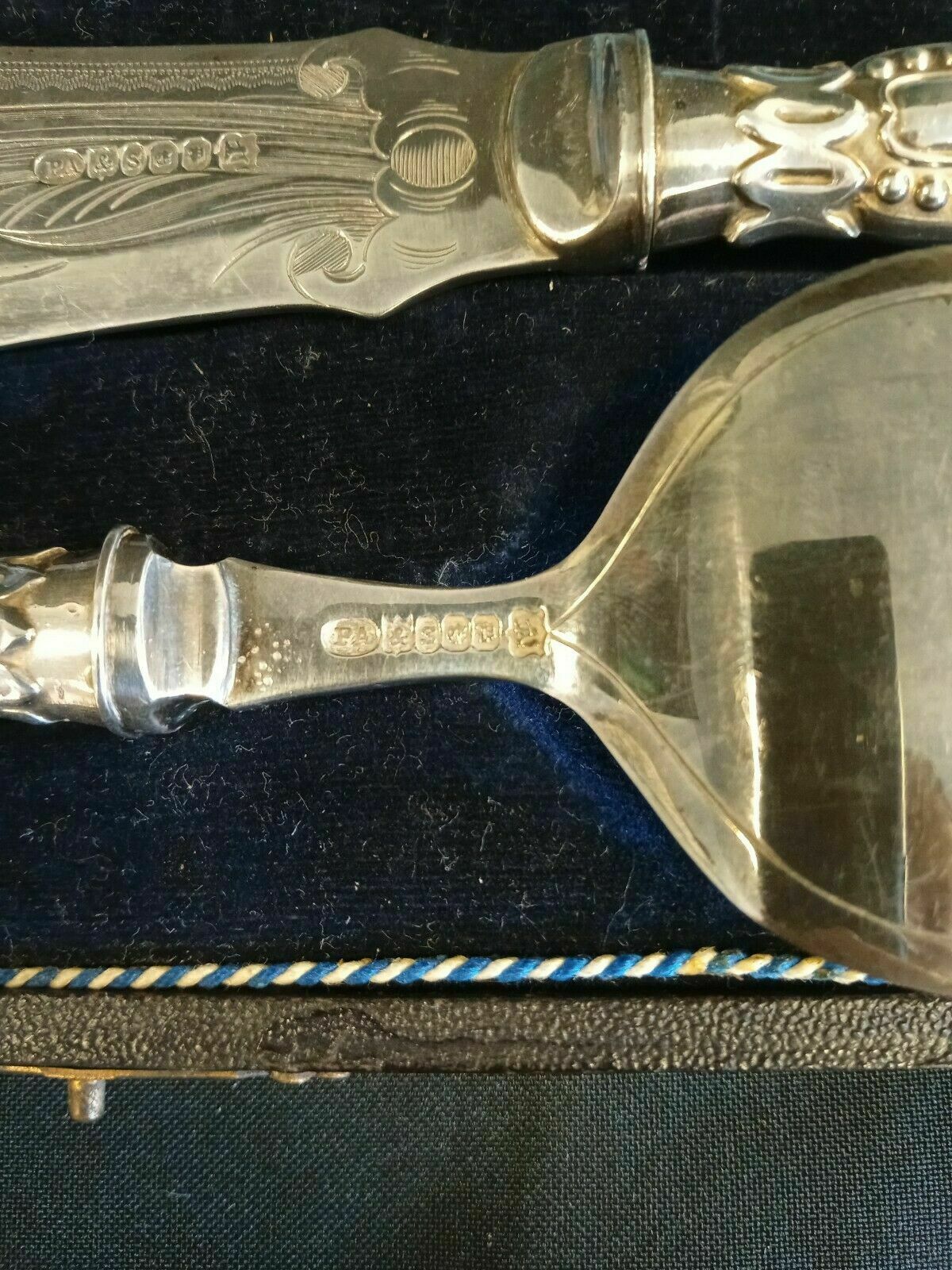 Philip Ashbury & Son Late 1800's Silver Plate Fish Server set cased - (7926)
