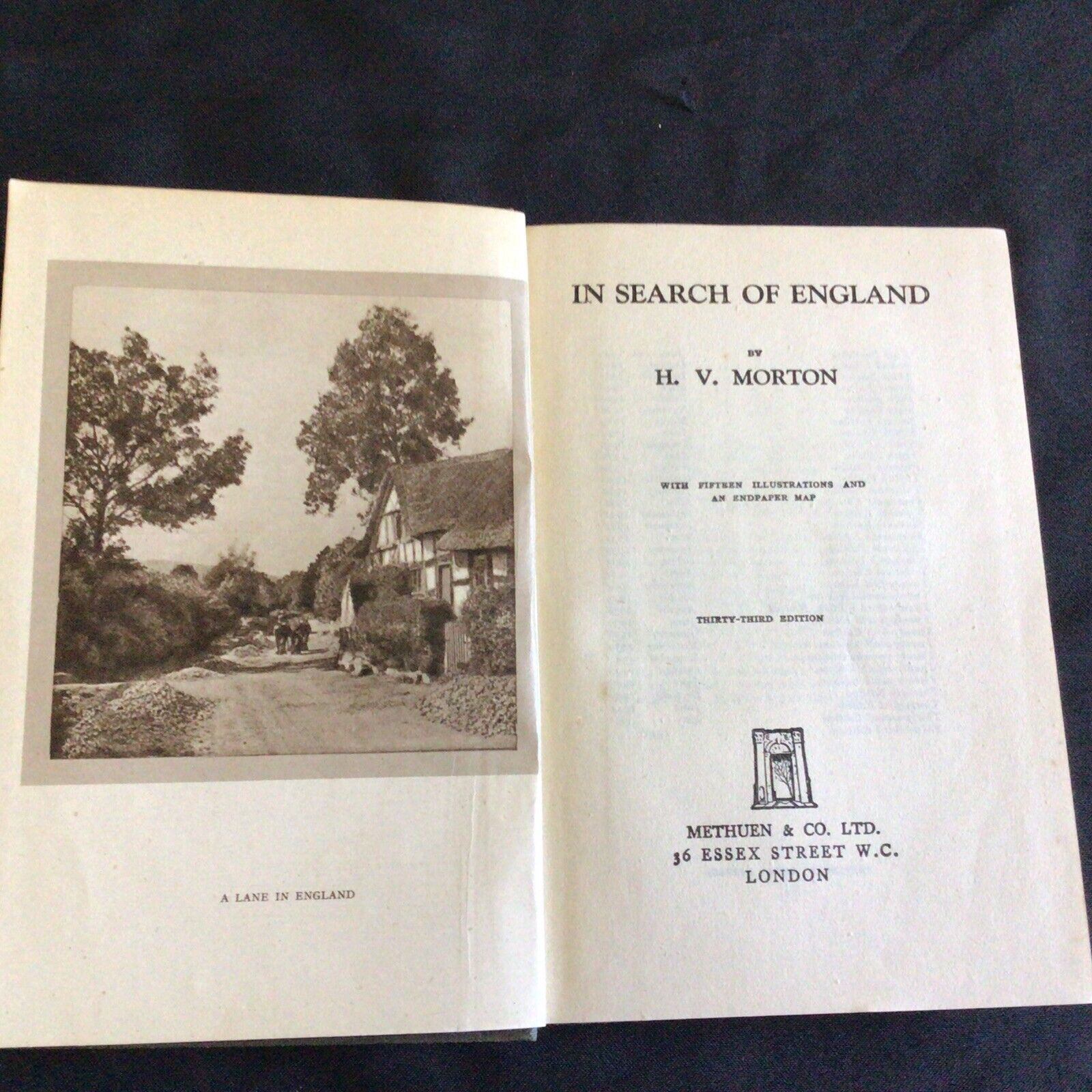 H.V Morton In Search of England Book 1945 print - (9728)