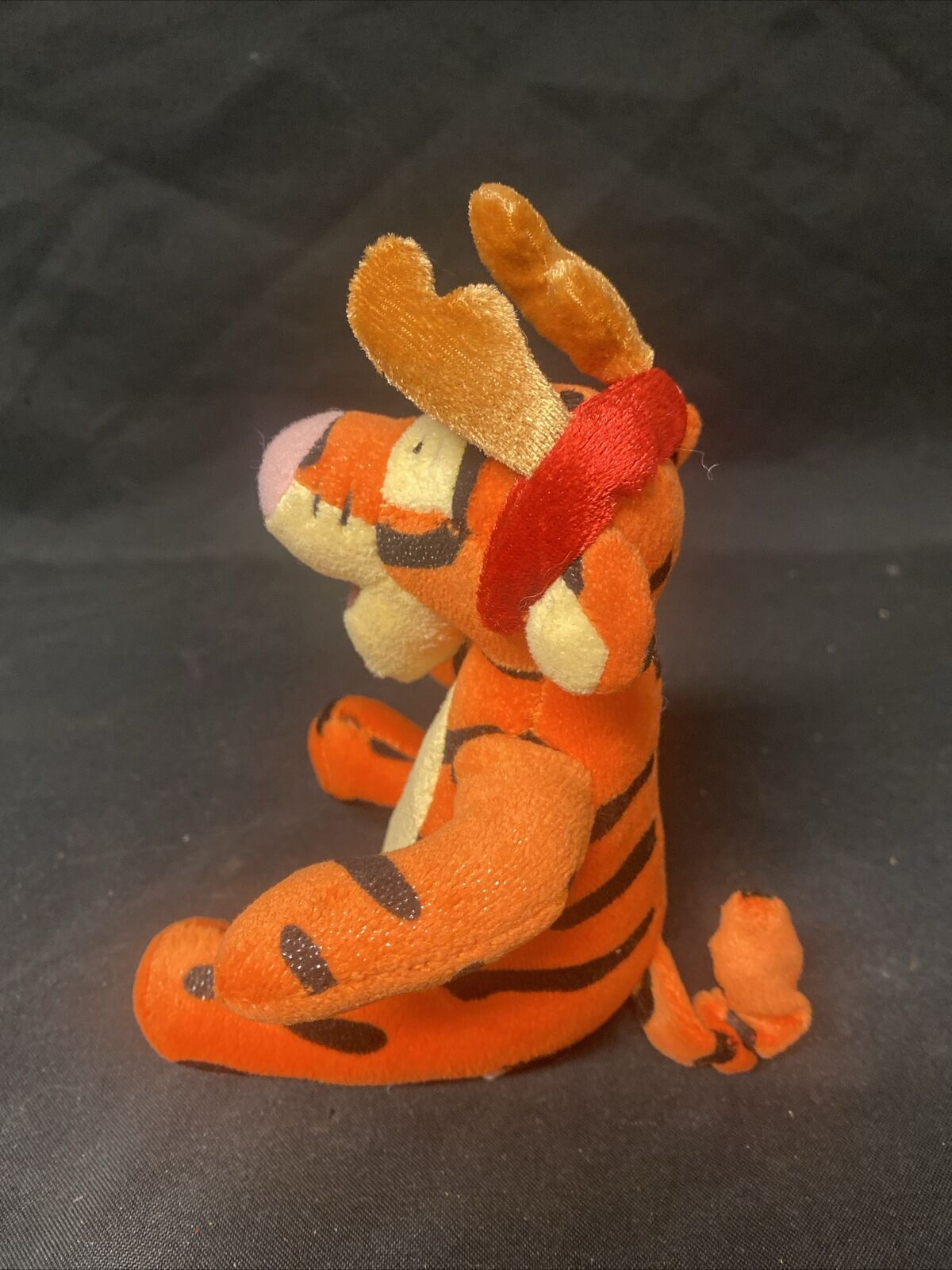 Disney Store Exclusive Tigger as Reindeer 15cm rare 2000's plush Soft Toy (5074)