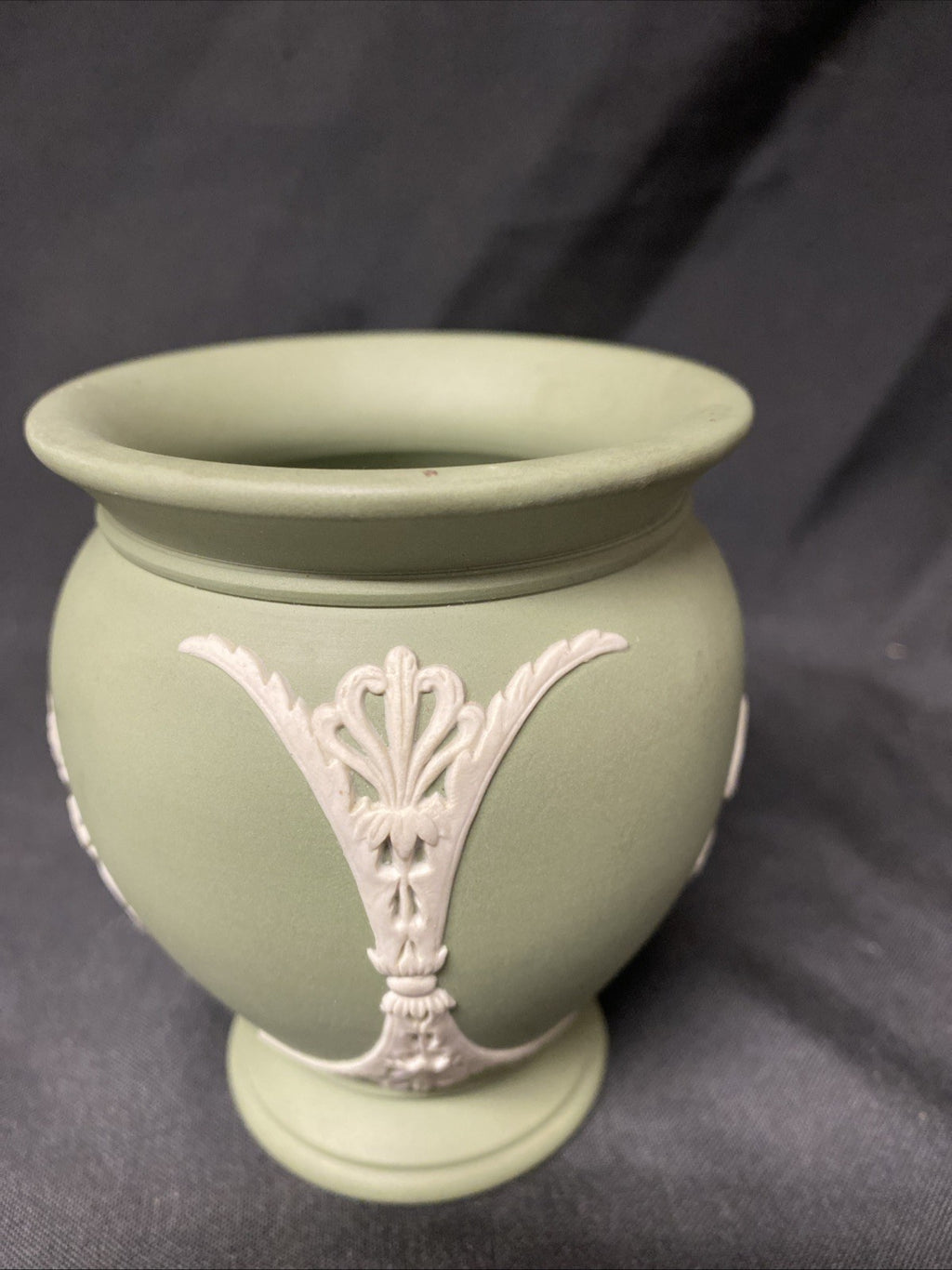 Vintage Wedgwood Jasperware Sage Green Grecian Urn Vase - (1600)