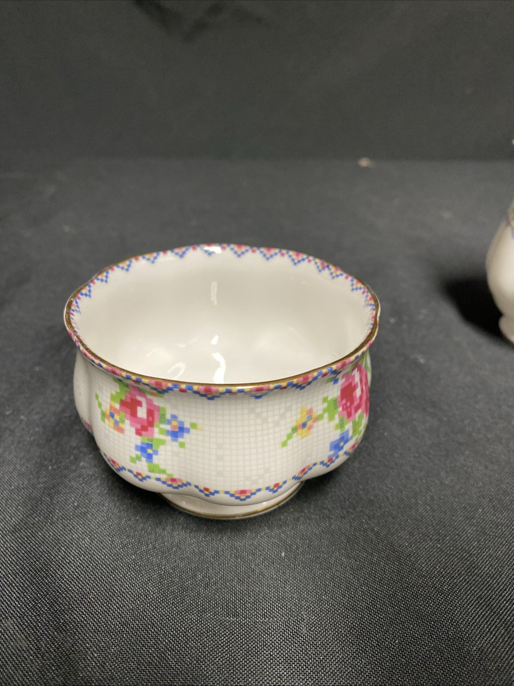 Royal Albert Bone China Petit Point RD778676 Sugar Bowl & Creamer Jug - (1762)