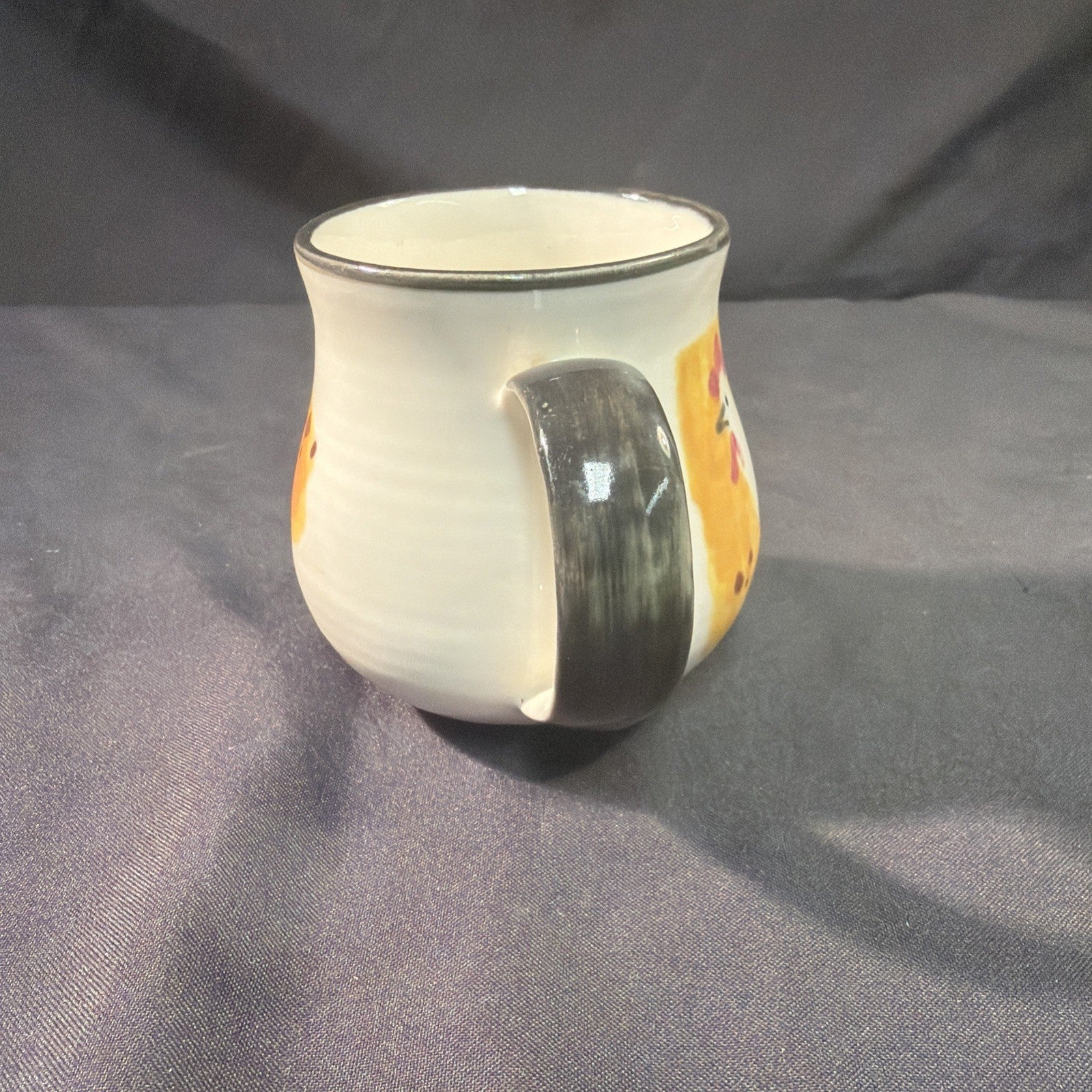 Hornsea Ben Thomas Porcelain hand Made and Painted Chicken Mug - (2026)