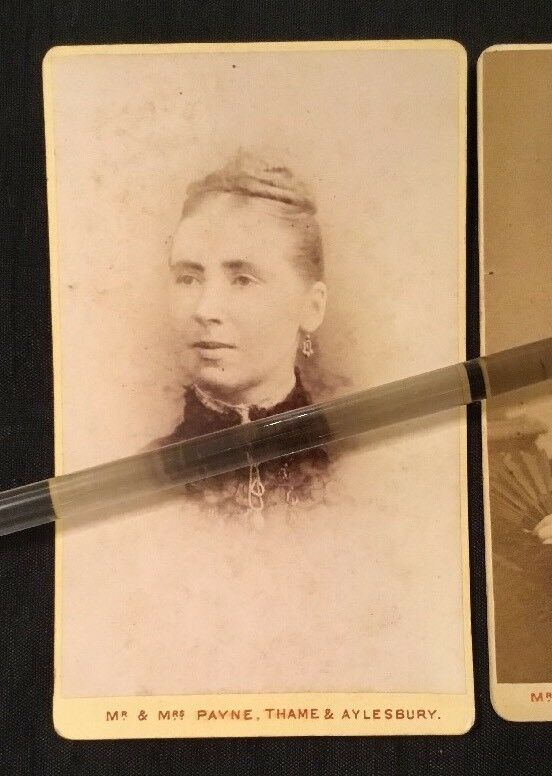 Victorian CDV Cabinet Photo 1890 Payne Aylesbury X2 Same lady - (2310)