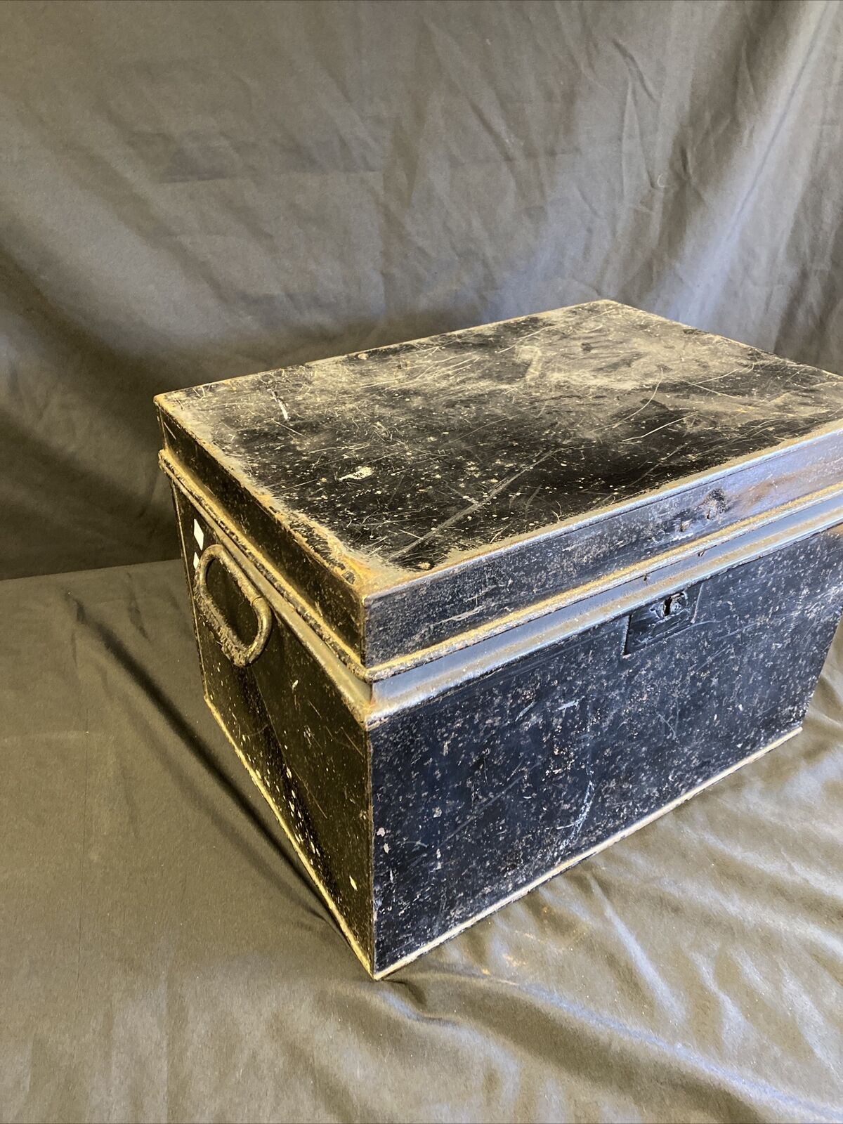Antique Milners Fire-Proof Portable Safe 1842 V.Heavy 45cm x 31 x 31 cm (7711