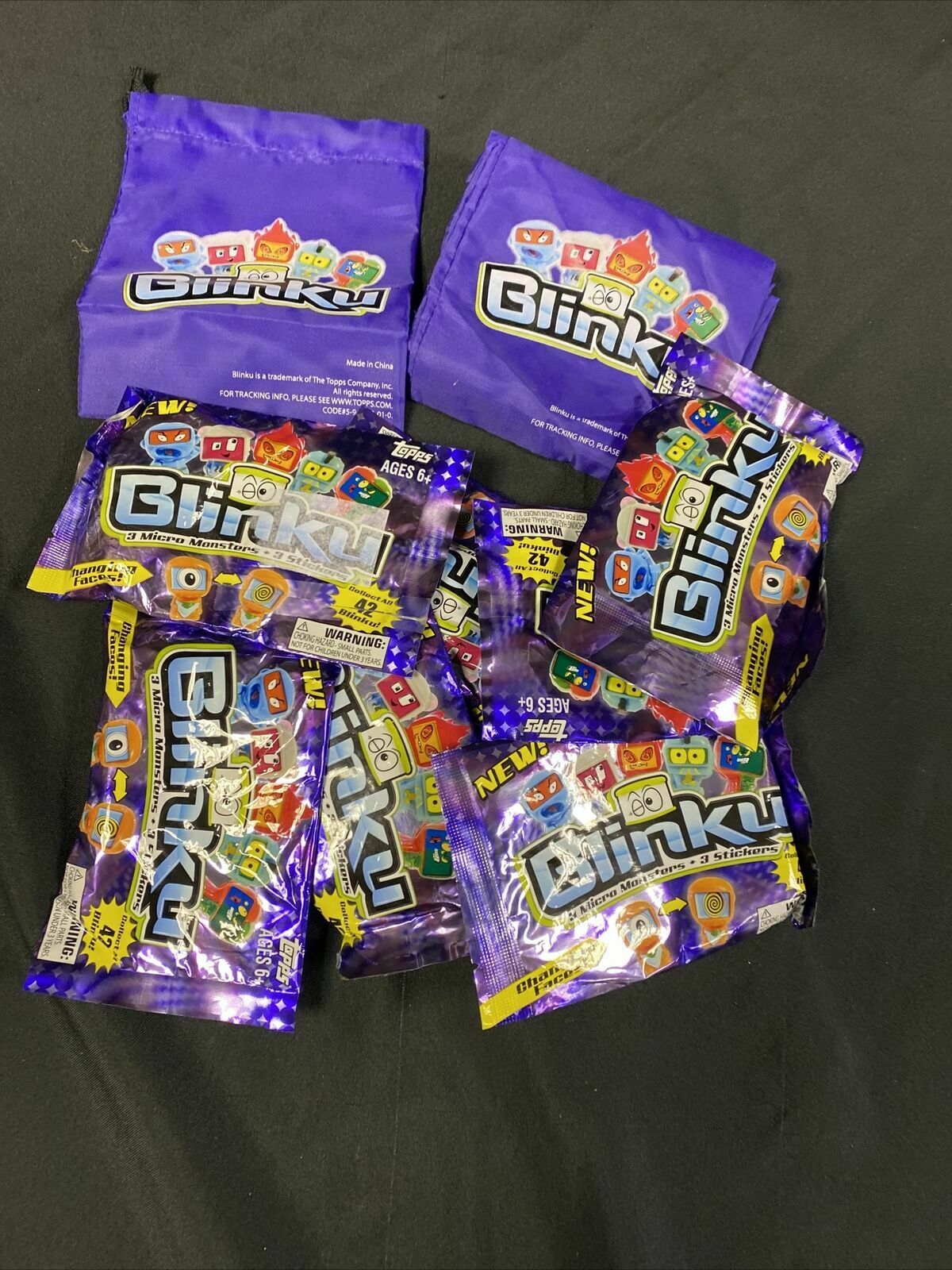 Topps Blinku x 8 Packs plus bags - Old Stock from 2009 - (7296)