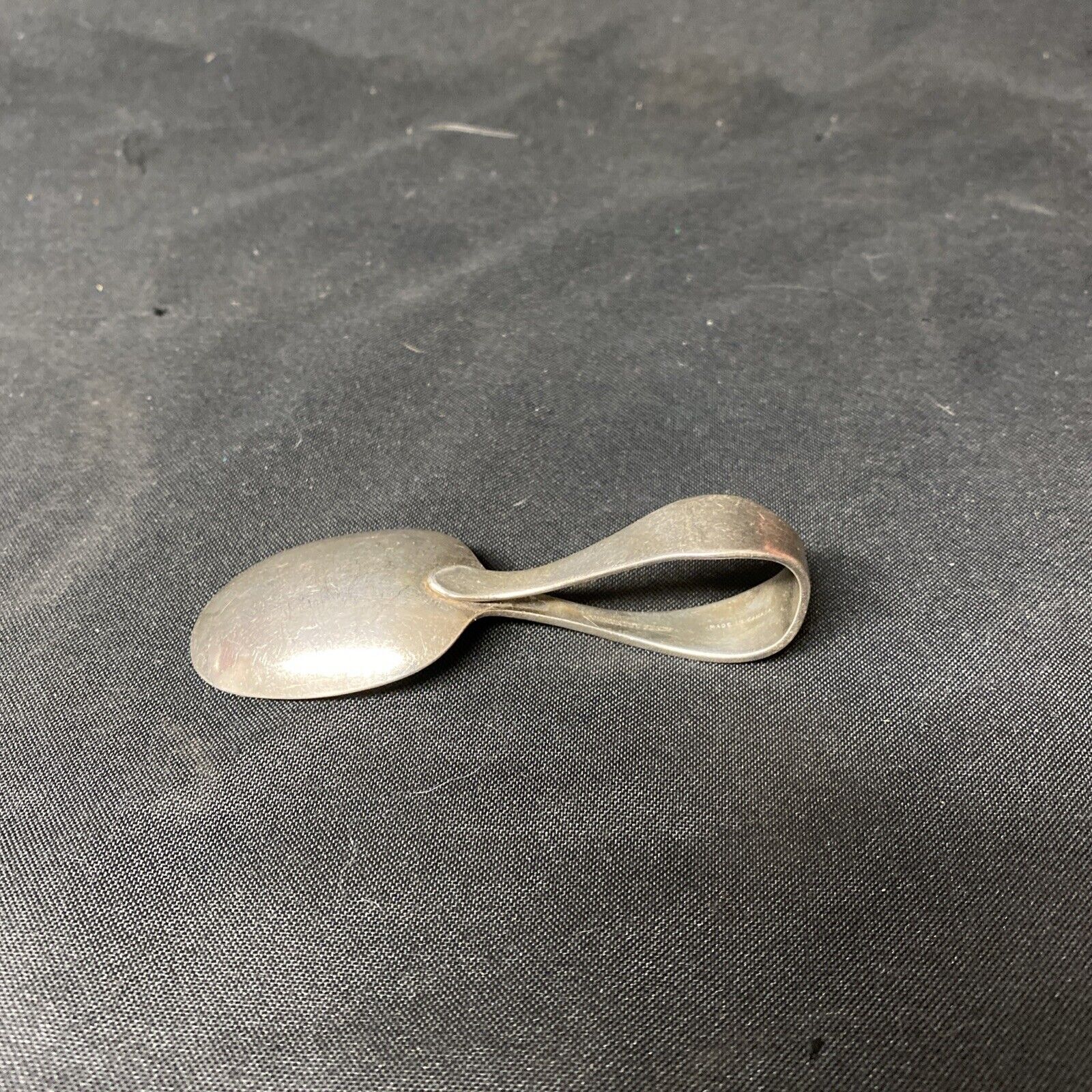 Vintage COMMUNITY Infant feeder spoon Made In Canada - (5379)