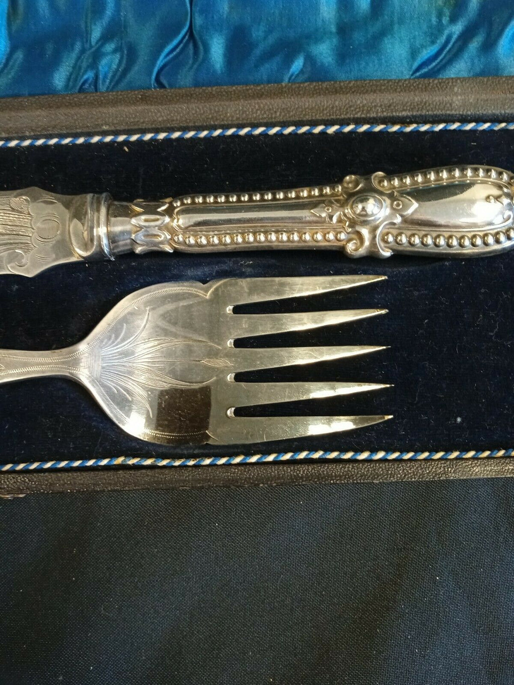 Philip Ashbury & Son Late 1800's Silver Plate Fish Server set cased - (7926)