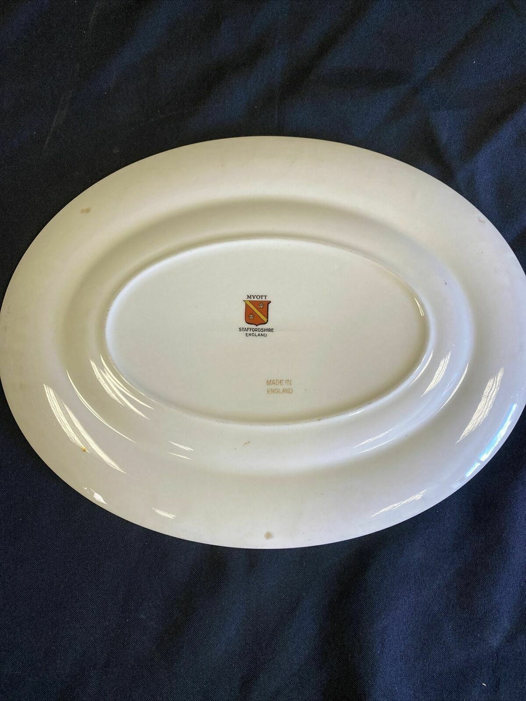 MYOTT Vary rare Art Deco Oval Plate 26cm across with a superb design - (7567)