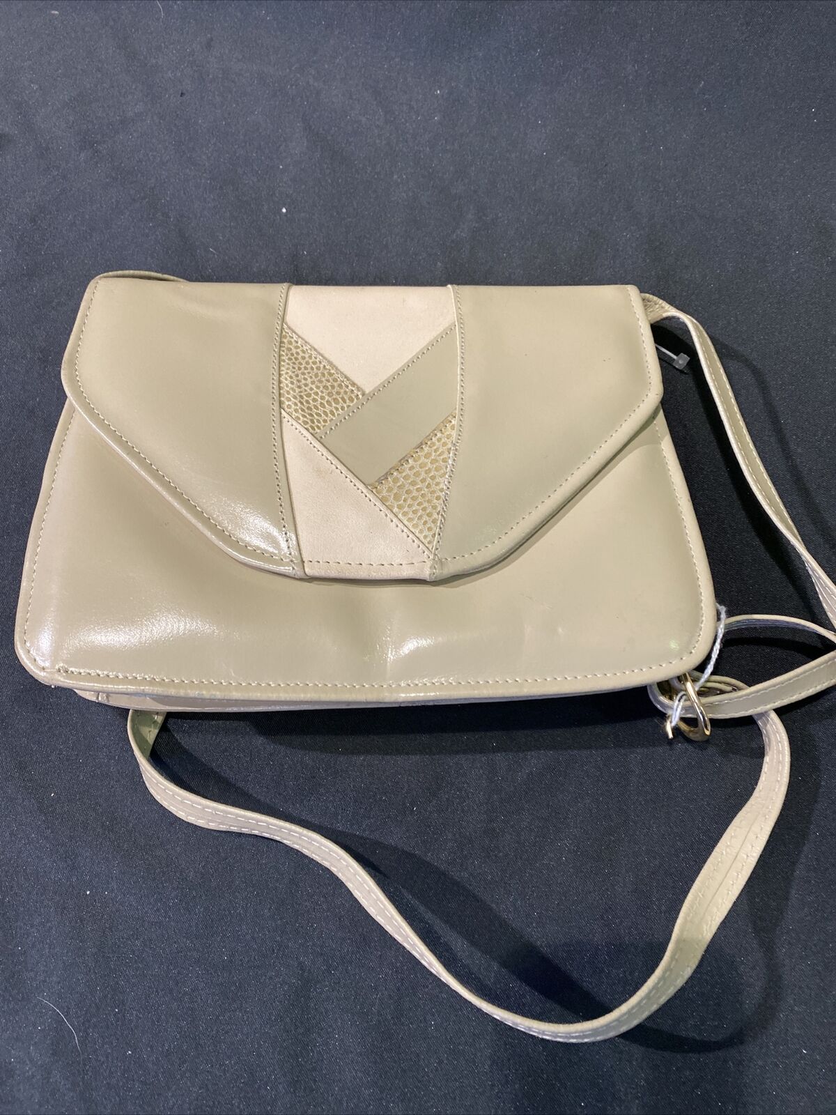 Handbag Leather made in Ireland 1990's unused Mint condition - (8438)