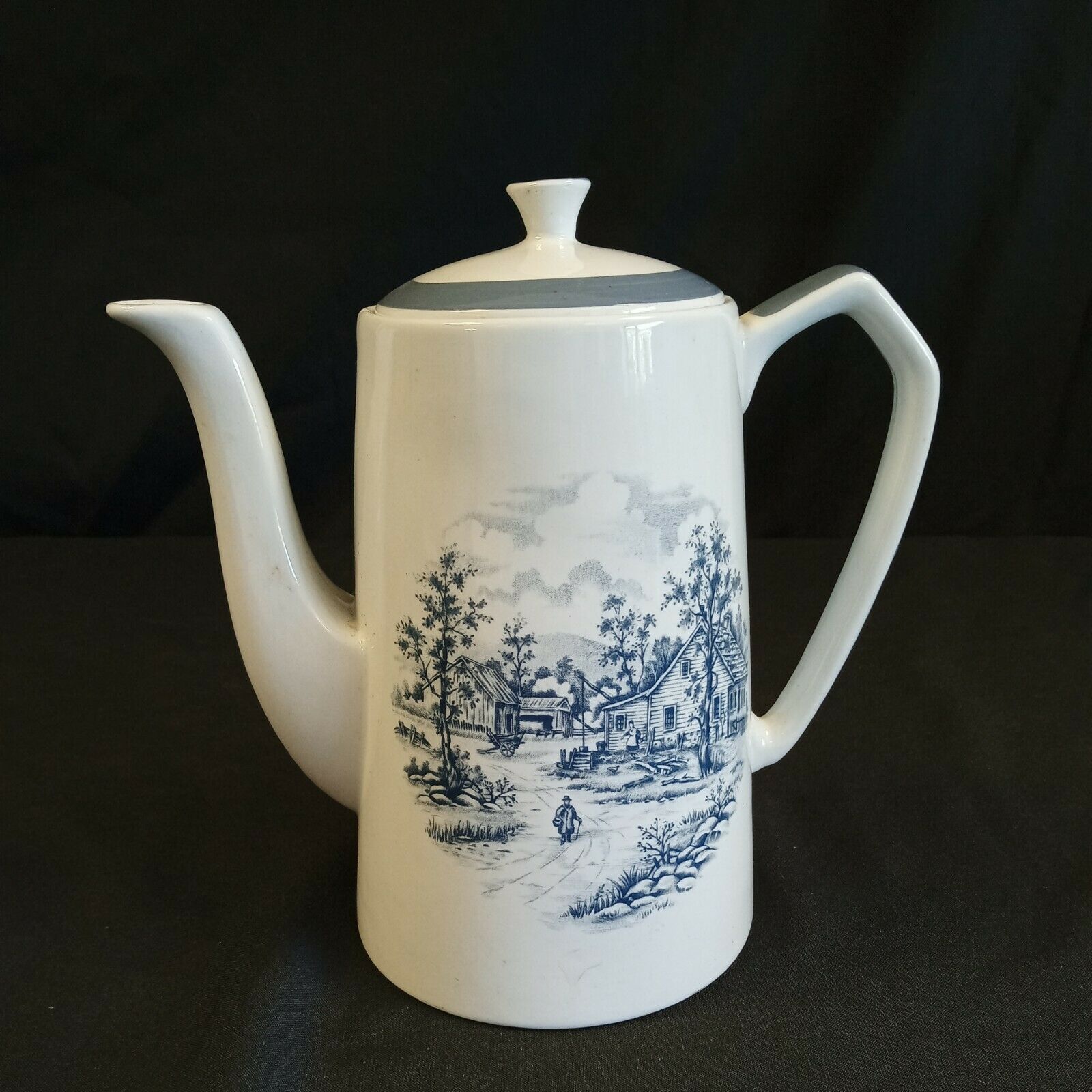 Alfred Meakin Home In The Country Teapot with lid - (8116)