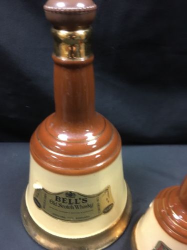 WADE Bell's Scotch Whisky Bell decanters - 1 x 26.5ozs + 1 x 18.75cl - (2786)